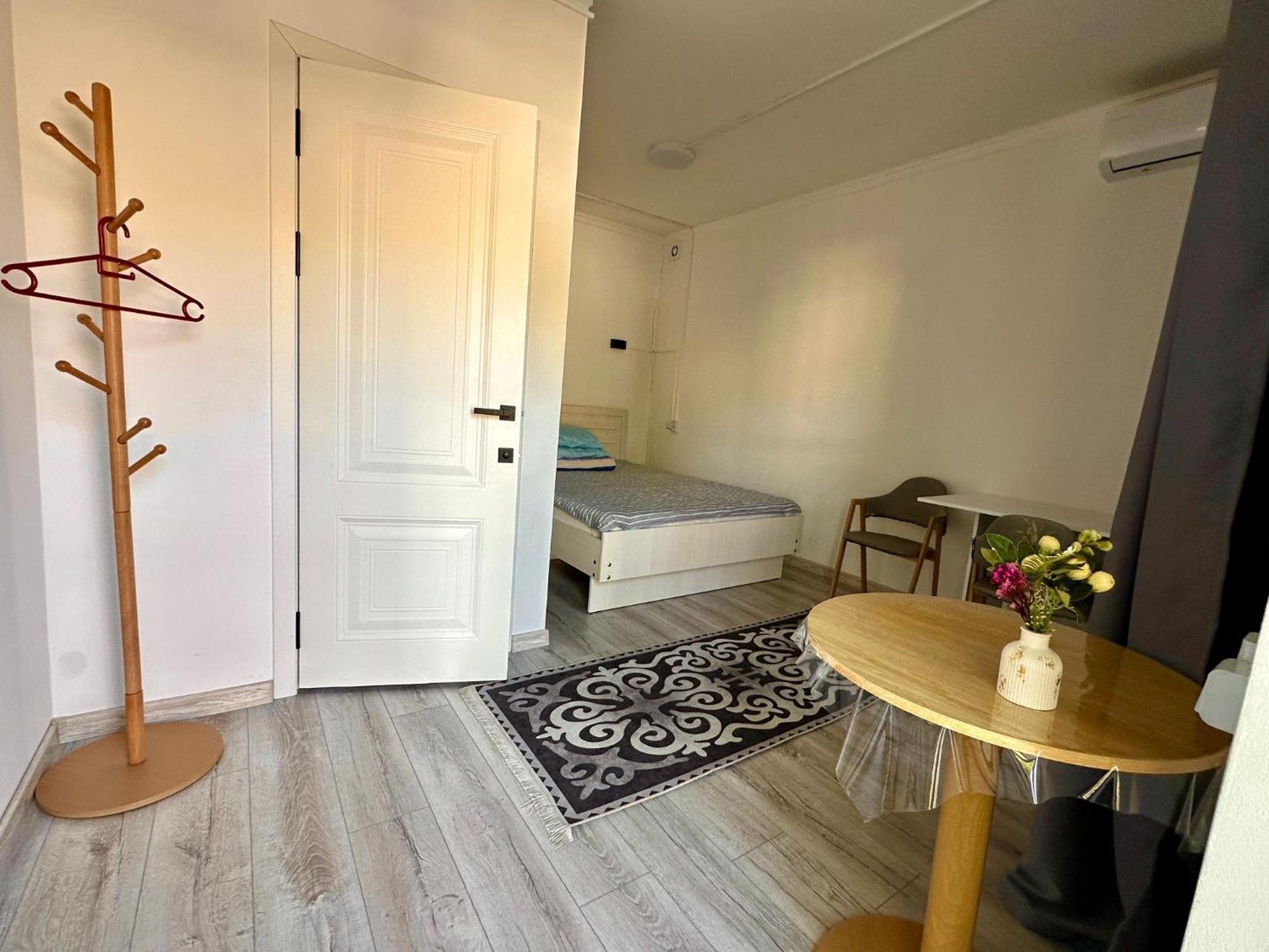 Nomads Home Bichkek Extérieur photo
